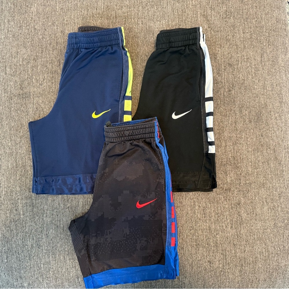 Boys Youth  Nike elite short